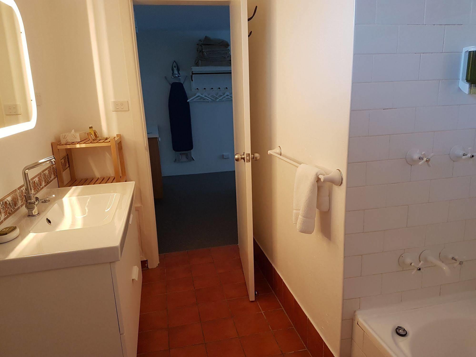 Berrima Bakehouse Motel Экстерьер фото